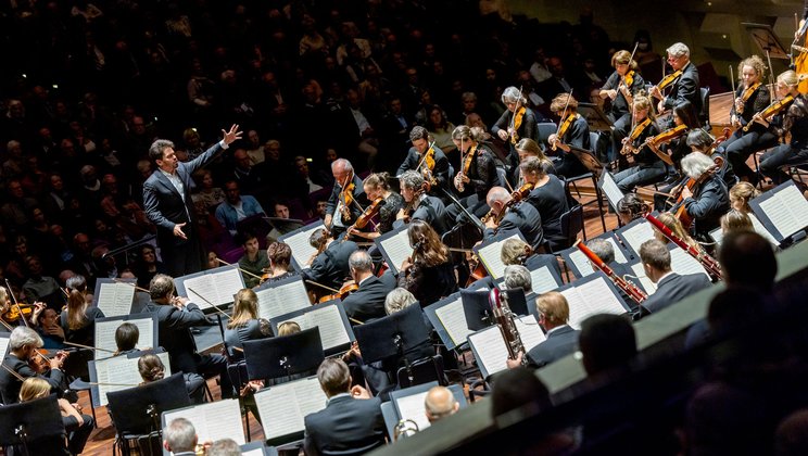 Lahav Shani | Rotterdam Philharmonic Orchestra © Guido Pijper