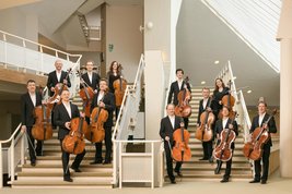 Die 12 Cellisten der Berliner Philharmoniker © Peter Adamik