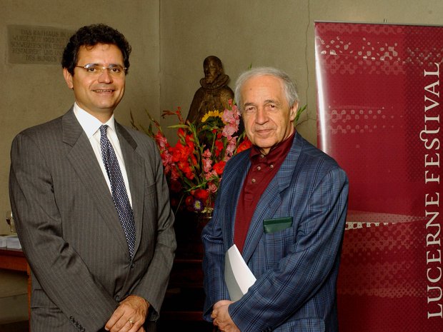 2002: Michael Haefliger und Pierre Boulez präsentieren erstmals die Idee der Lucerne Festival Academy