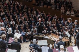 Igor Levit performs with the Lucerne Festival Orchestra © Patrick Hürlimann / Lucerne Festival