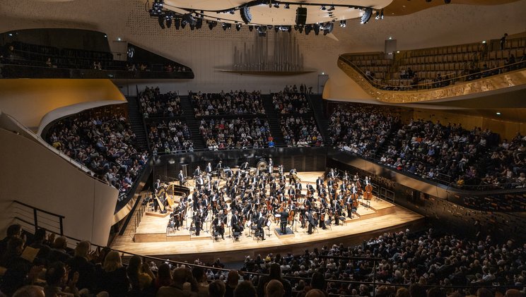 Das Lucerne Festival Orchestra in der Philharmonie de Paris © Patrick Hürlimann / Lucerne Festival