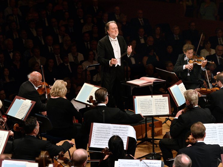 Riccardo Chailly dirigiert das Lucerne Festival Orchestra, 2019 © Peter Fischli / Lucerne Festival