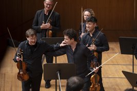The two concertmasters of the Lucerne Festival Orchestra Gregory Ahss and Raphael Christ (f.l.t.r.) © Priska Ketterer/Lucerne Festival