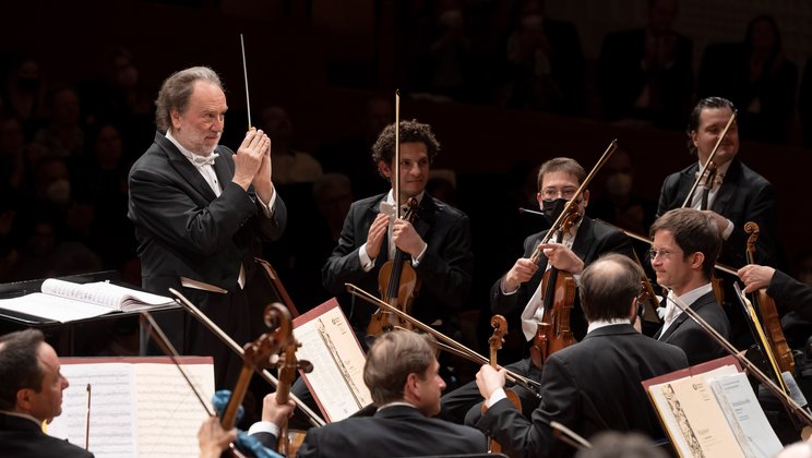 Applaus für Riccardo Chailly und das Lucerne Festival Orchestra beim Mendelssohn-Fest 2022 © Priska Ketterer / Lucerne Festival