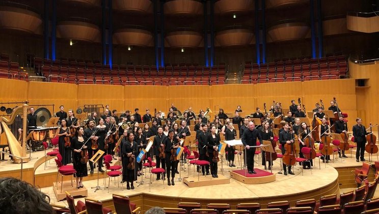 Applause for the Lucerne Festival Contemporary Orchestra and Sylvain Cambreling at the Kölner Philharmonie © Lea Arnet