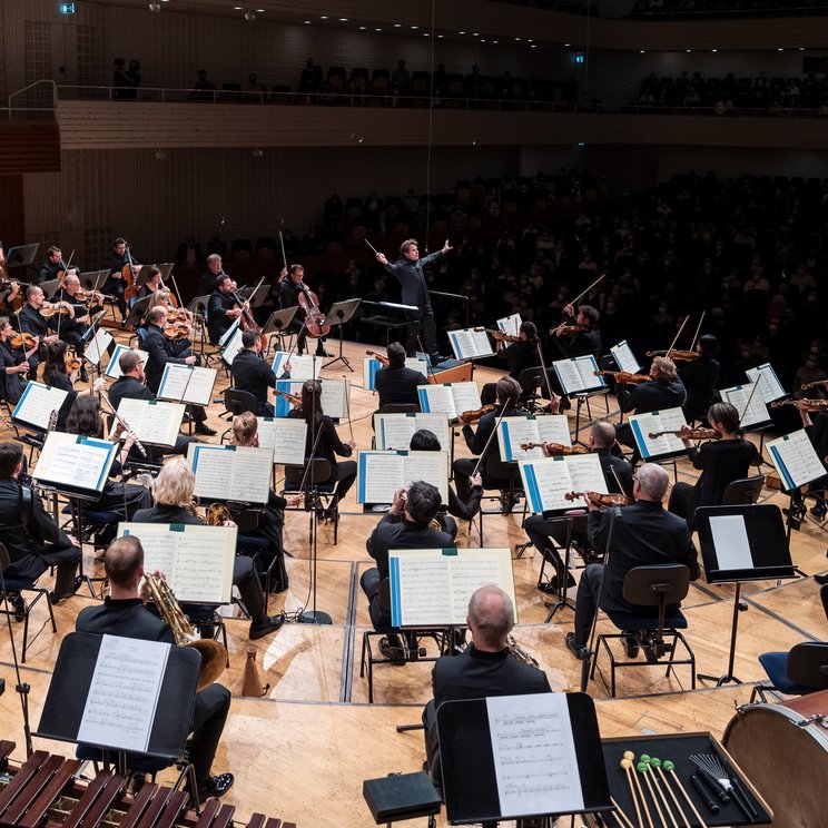 "räsonanz – Donor Concert" 2021 with Jakub Hrůša and the Bamberger Symphoniker © Patrick Hürlimann / Lucerne Festival