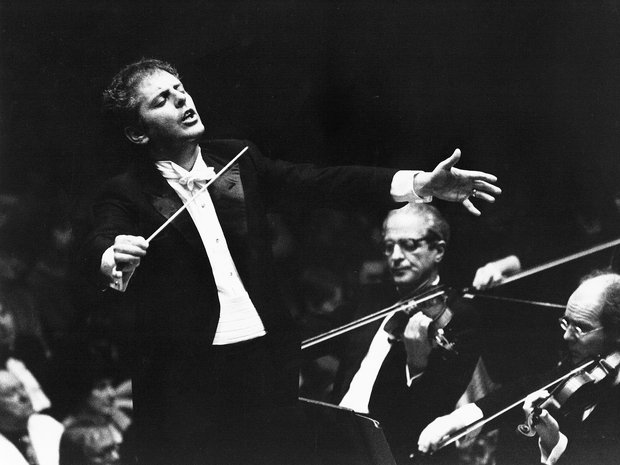Daniel Barenboim dirigiert das Orchestre de Paris, 1983
