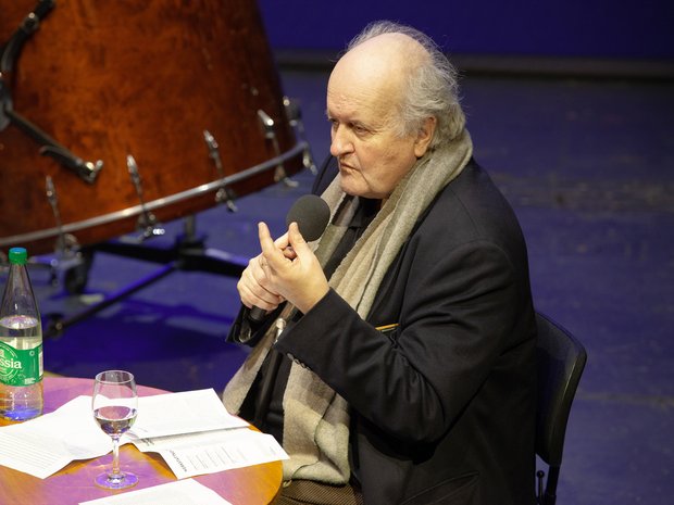 Wolfgang Rihm erläutert das Programm