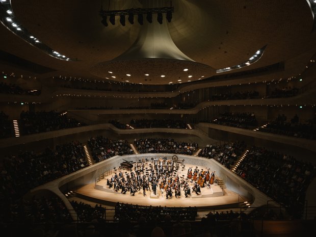 The Lucerne Festival Orchestra performs at the Elbphilharmonie Hamburg