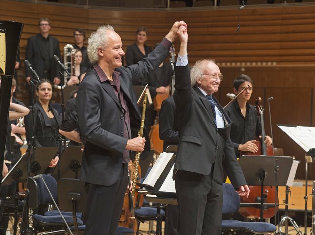 Heinz Holliger nach der Aufführung des «Scardanelli-Zyklus» mit dem Flötisten Felix Renggli (2014)
