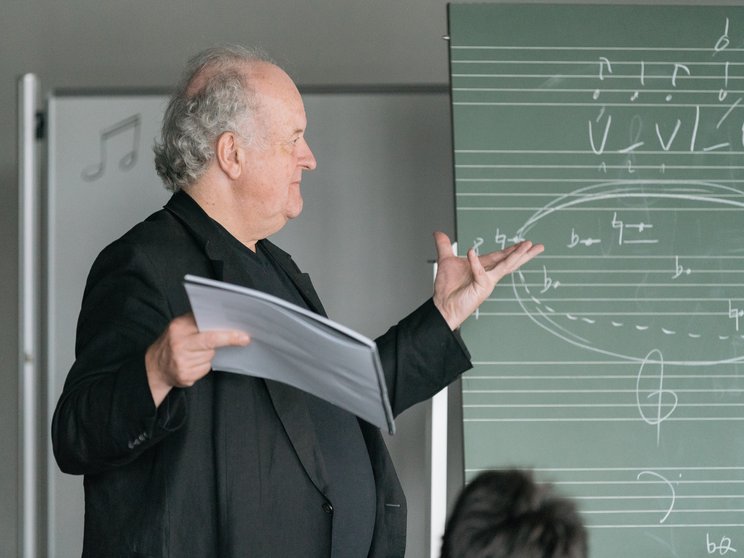 Wolfgang Rihm at the first Composer Seminar 2016 © Stefan Deuber / Lucerne Festival