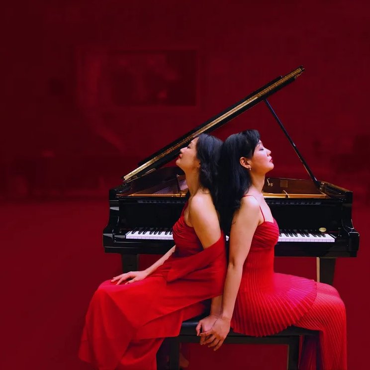 Mari & Momo Kodama © Jean-Baptiste Millot