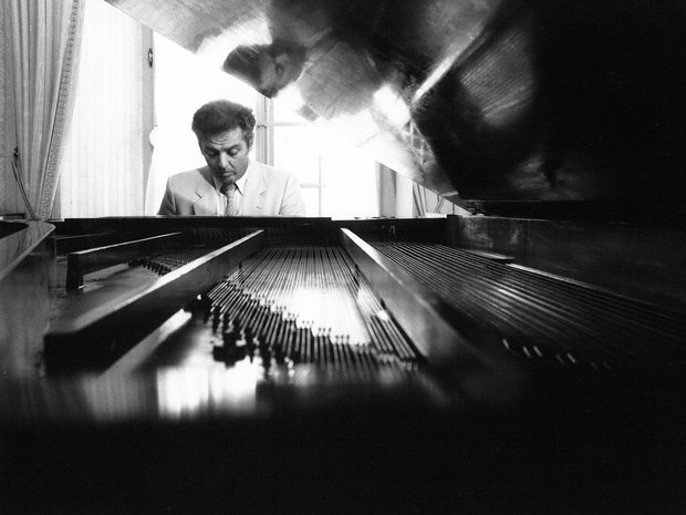 Inauguration of the restored Erard Piano at the Richard Wagner Museum, 1984