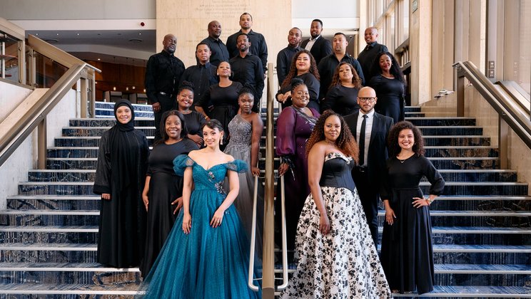 Vokalensemble der Cape Town Opera © Oscar O'Ryan