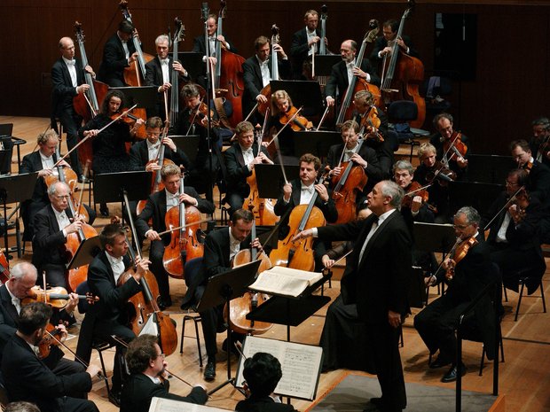 2002: Boulez dirigiert die Berliner Phliharmoniker