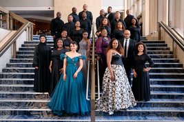 Vokalensemble der Cape Town Opera © Oscar O'Ryan