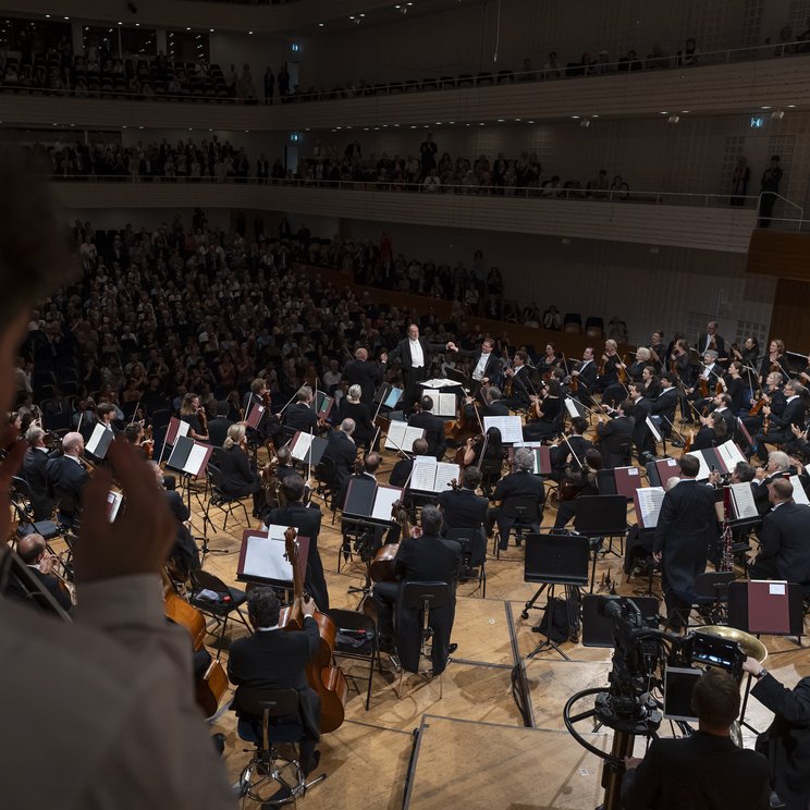 Riccardo Chailly mit dem Lucerne Festival Orchestra © Priska Ketterer/Lucerne Festival