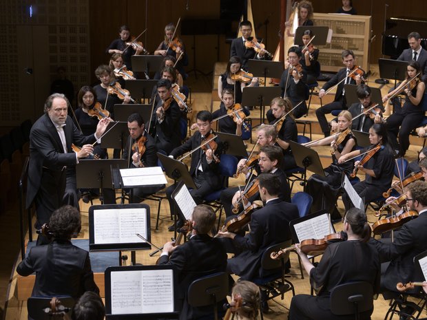 Riccardo Chailly conducts the Lucerne Festival Academy Alumni for the first time, 2019