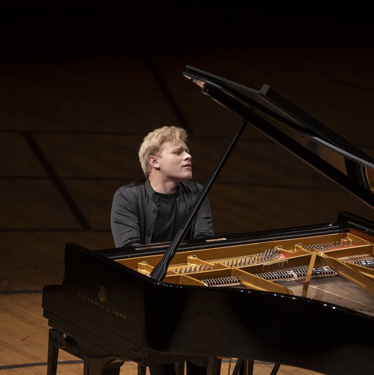 Alexander Malofeev © Priska Ketterer/Lucerne Festival