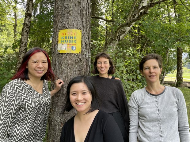 Damit die Musik der Natur nicht gestört wird: «Bitte keine Musik» (mit Liza Lim, Winnie Huang, Morena Barra und Maude Gobet)