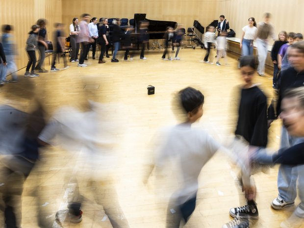 Einführung für Schüler*innen mit Studierenden des CAS «Musik vermitteln»